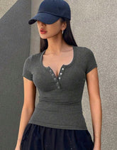 SOLID COLOR RIBBED KNIT SHORT SLEEVE T-SHIRT